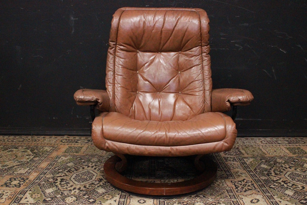 421_Poltrona_Armchair_bergere_reclinabile_recliner_leather_pelle_marrone_chiaro_originale_original_Brescia_Roncadelle_english_inglese_UK_1