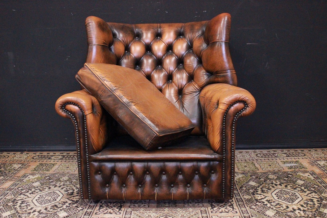 806_poltrona_armchair_chesterfield_chester_marrona_chiaro_light_brown_inglese_english__UK_pelle_leather_originale_original_bergere_monk_10