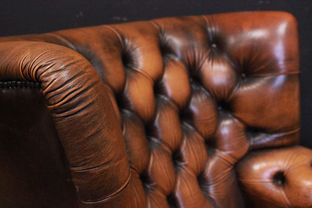 806_poltrona_armchair_chesterfield_chester_marrona_chiaro_light_brown_inglese_english__UK_pelle_leather_originale_original_bergere_monk_8