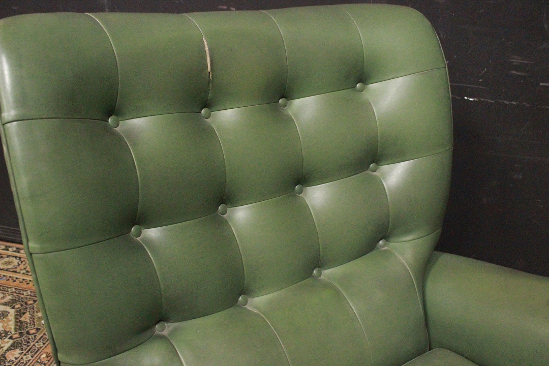 242_poltrona_reclinabile_armchair_recliner_dondolo_Chesterfield_Chester_originale_original_bergere_ecopelle_verde_reseda_green_Brescia_Roncadelle_inglese_UK_1