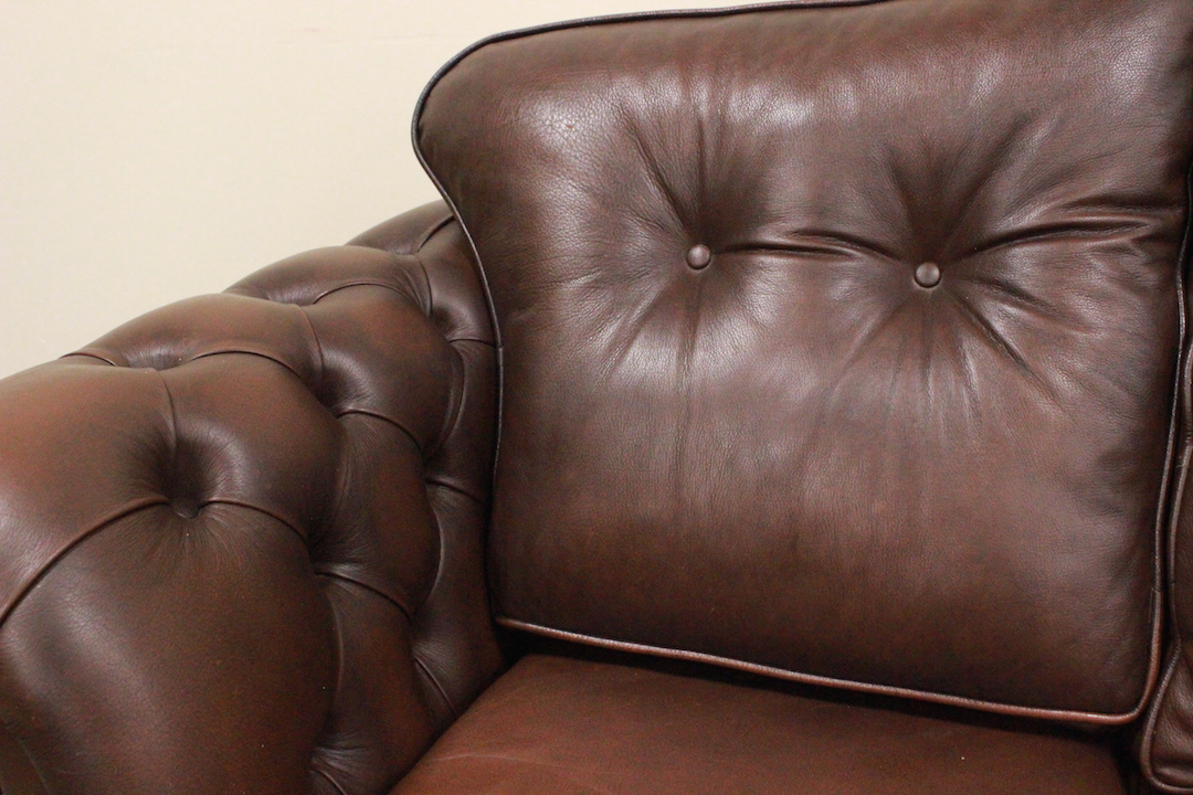 315_divano_sofa_chesterfield_club_3_tre_three_posti_marrone_cioccolato_inglese_english_chocolate_brown_pelle_leather_originale_original_UK_6