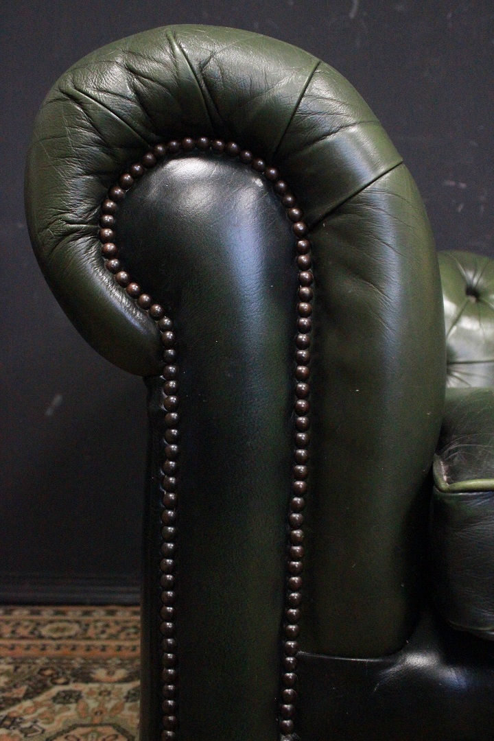 544_Divano_Sofa_Chester_Chesterfield_club_tre_posti_3_three_seaters_verde_cromo_green_leather_pelle_originale_original_english_inglese_UK_2