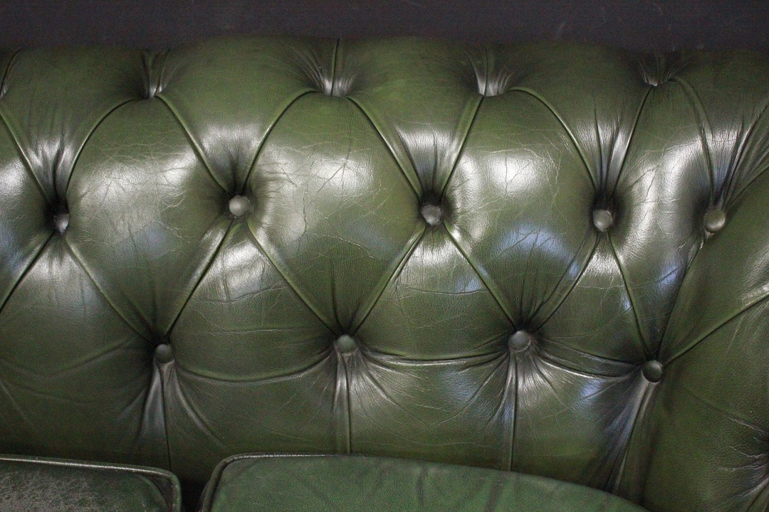 544_Divano_Sofa_Chester_Chesterfield_club_tre_posti_3_three_seaters_verde_cromo_green_leather_pelle_originale_original_english_inglese_UK_4