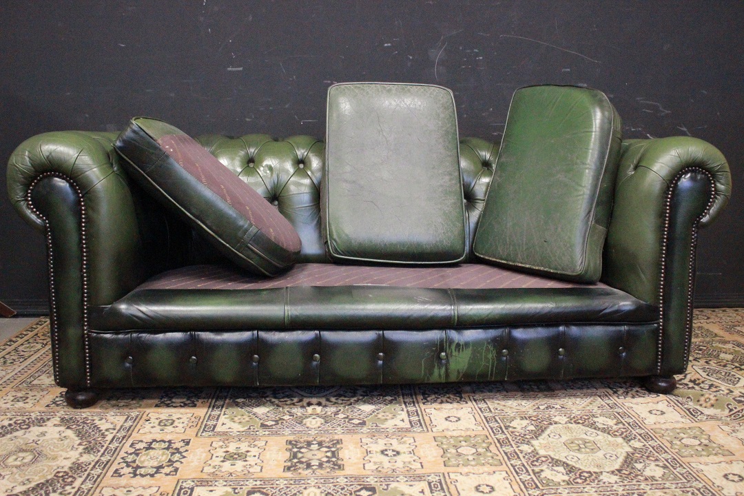 544_Divano_Sofa_Chester_Chesterfield_club_tre_posti_3_three_seaters_verde_cromo_green_leather_pelle_originale_original_english_inglese_UK_9