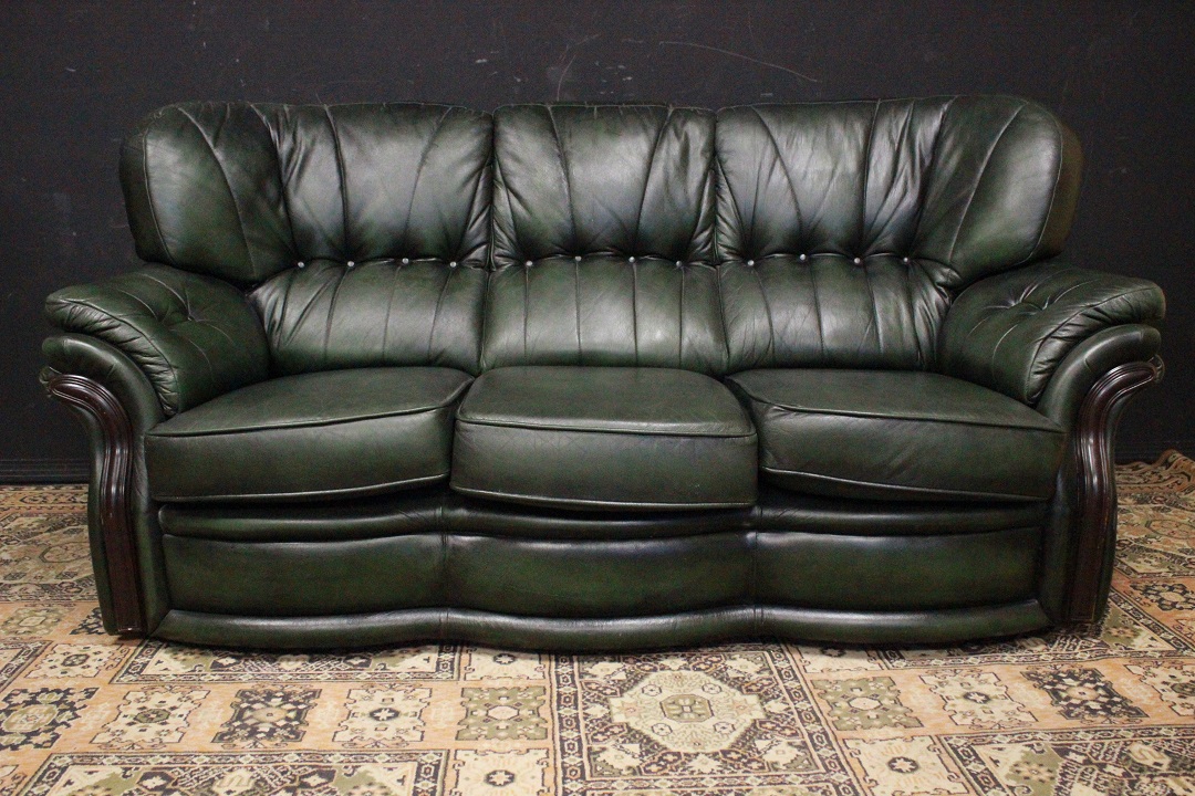 647_Divano_Sofa_Chester_Chesterfield_bergere_tre_3_three_posti_seaters_leather_pelle_verde_abete_green_legno_wood_originale_original_english_inglese_UK_4