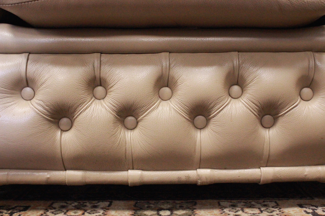 213_poltrona_armchair_Chester_Chesterfield_classic_club_bianco_avorio_ivory_white_originale_original_Inglese_English_UK_4