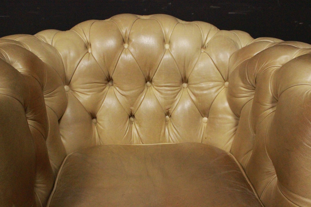 857_Poltrona_Armchair_Chester_Chesterfield_club_marrone_chiaro_beige_light_brown_leather_pelle_originale_original_english_inglese_UK_2