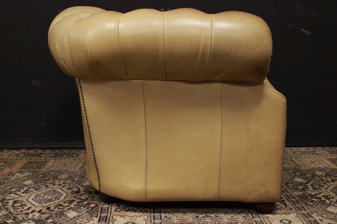 857_Poltrona_Armchair_Chester_Chesterfield_club_marrone_chiaro_beige_light_brown_leather_pelle_originale_original_english_inglese_UK_5