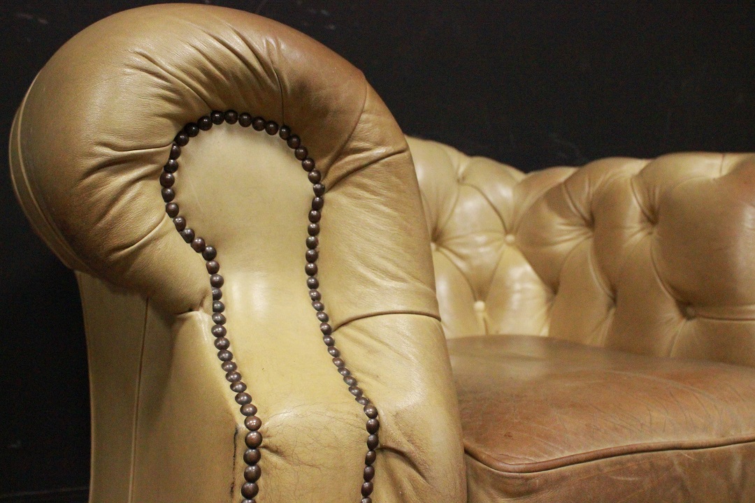 857_Poltrona_Armchair_Chester_Chesterfield_club_marrone_chiaro_beige_light_brown_leather_pelle_originale_original_english_inglese_UK_6