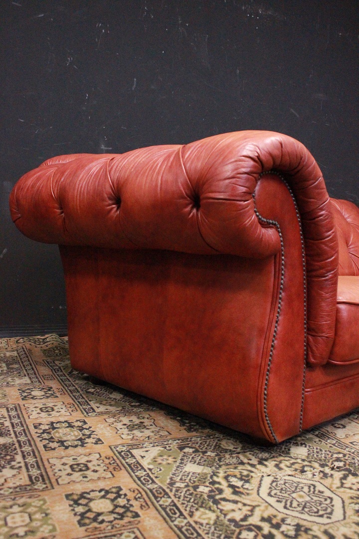 478_Divano_Sofa_Chester_Chesterfield_club_4_quattro_four_posti_seater_leather_pelle_arancione_arancio_orange_originale_original_Brescia_Roncadelle_english_inglese_UK_6
