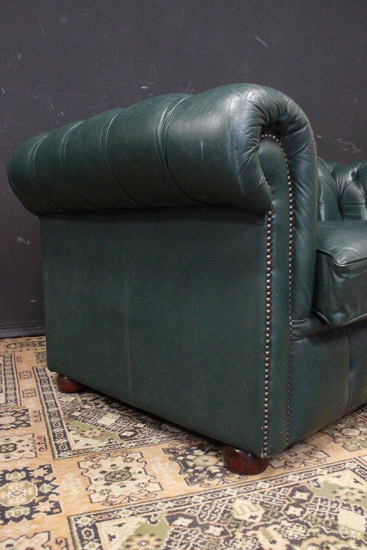 891_Divano_Sofa_Chester_Chesterfield_club_due_posti_two_2_seater_leather_pelle_verde_opale_green_originale_original_english_inglese_UK_6