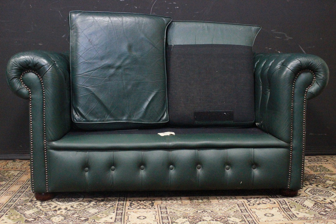 891_Divano_Sofa_Chester_Chesterfield_club_due_posti_two_2_seater_leather_pelle_verde_opale_green_originale_original_english_inglese_UK_8