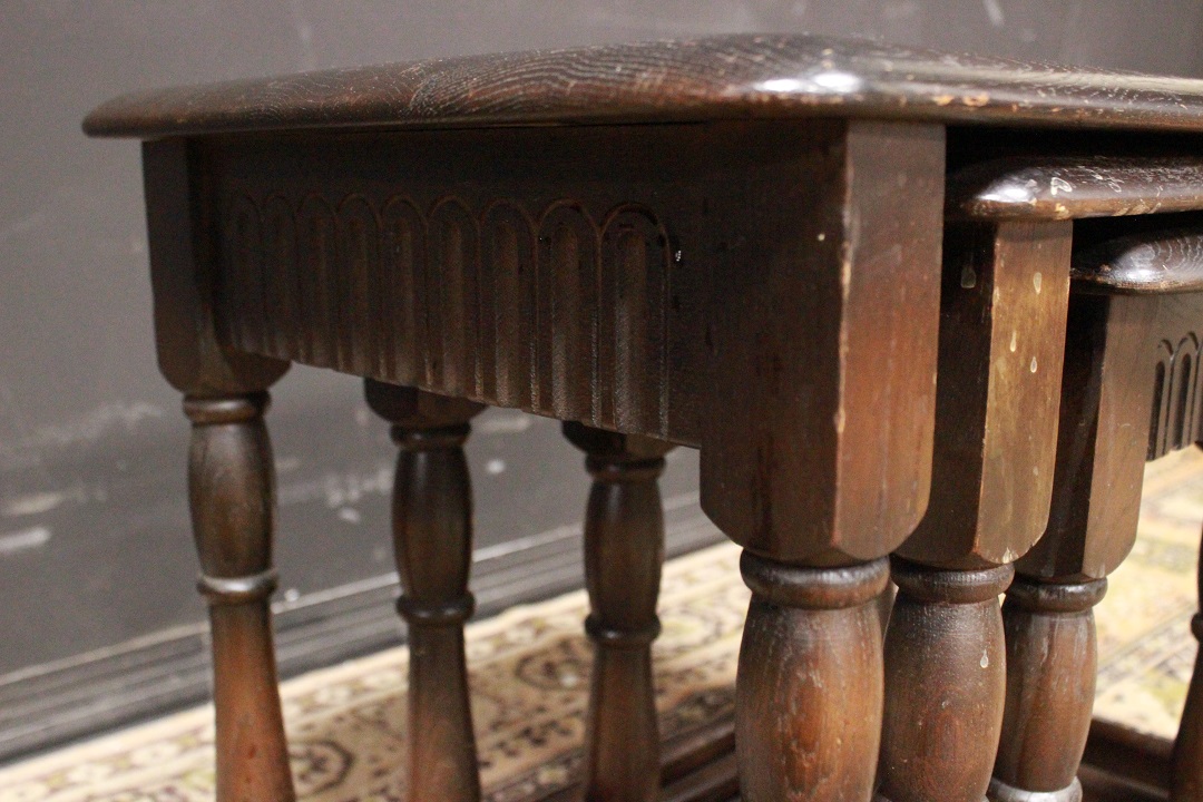 005_tris_tavolini_nido_incastro_inglesi_originali_legno_english_original_coffee_table_set_three_triple_wood_Brescia_Roncadelleinglese_Inghilterra_UK_2