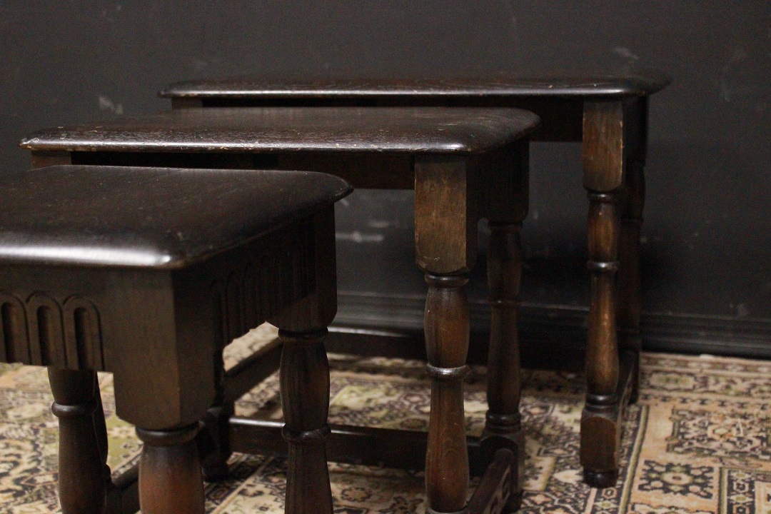 005_tris_tavolini_nido_incastro_inglesi_originali_legno_english_original_coffee_table_set_three_triple_wood_Brescia_Roncadelleinglese_Inghilterra_UK_6