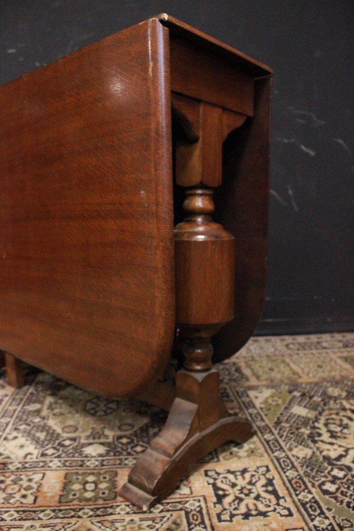 867_tavolo_table_bandelle_inchiostro_legno_chiaro_wood_metà_Novecento_inglese_Inghilterra_UK_2