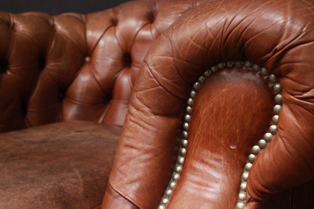 918_Poltrona_Armchair_Chester_Chesterfield_club_leather_pelle_marrone_rame_originale_original_english_inglese_UK_4