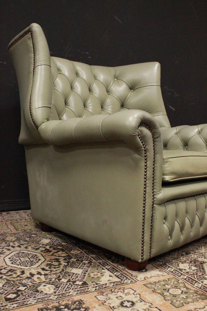 921_Poltrona_Armchair_Chester_Chesterfield_bergere_king_size_leather_pelle_grigio_muschio_musk_grey_originale_original_english_inglese_UK_6