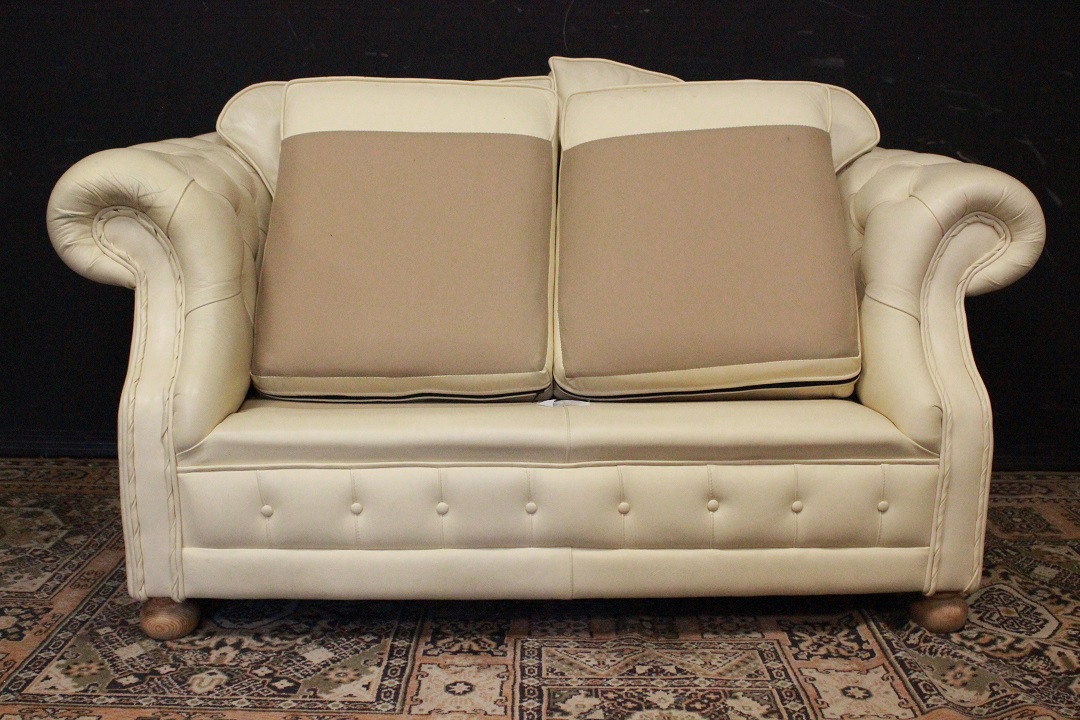 929_Divano_Sofa_Chester_Chesterfield_club_due_posti_2_leather_pelle_avorio_ivory_originale_original_english_inglese_UK_8