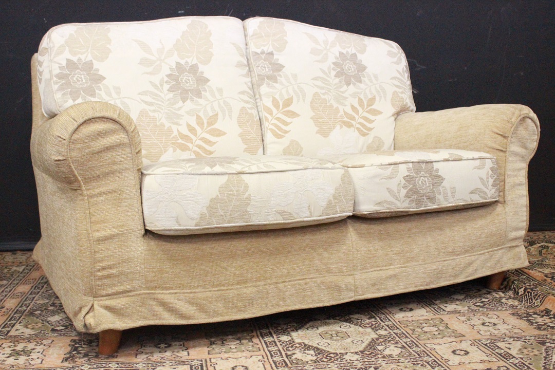 987_divano_nuovo_stoffa_Samoa_bianco_beige_decorato_fiori_tessuto_sfoderabile_italiano_Italia_ITA_0