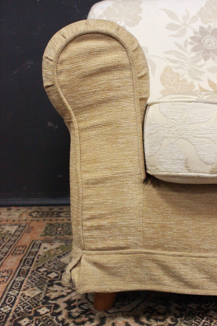 987_divano_nuovo_stoffa_Samoa_bianco_beige_decorato_fiori_tessuto_sfoderabile_italiano_Italia_ITA_3