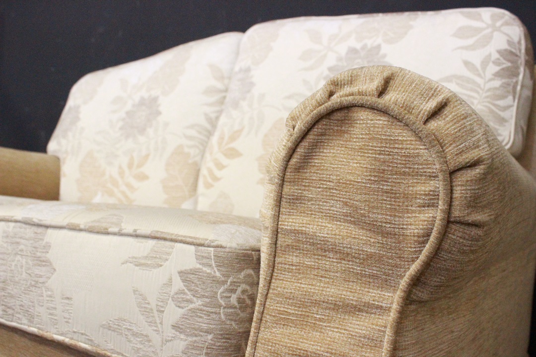 987_divano_nuovo_stoffa_Samoa_bianco_beige_decorato_fiori_tessuto_sfoderabile_italiano_Italia_ITA_5