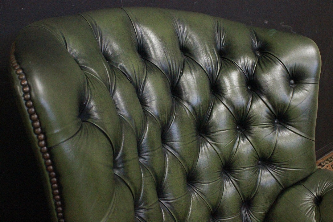 1001_Poltrona_Armchair_Chester_Chesterfield_bergere_leather_pelle_verde_oliva_green_originale_original_english_inglese_UK_6