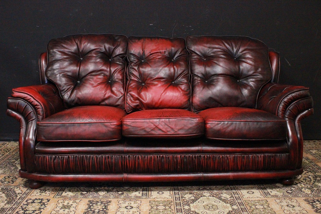 1003_Divano_Sofa_Chester_Chesterfield_bergere_leather_bordeaux_pelle_originale_original_english_inglese_UK_0