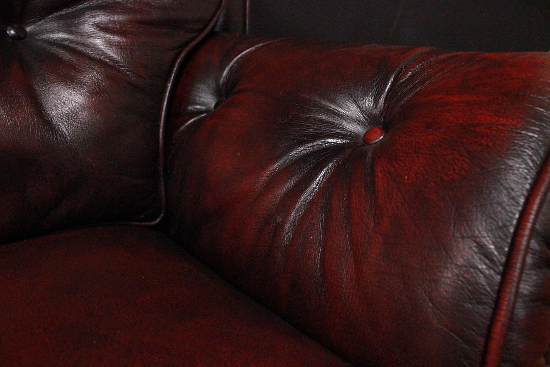 1003_Divano_Sofa_Chester_Chesterfield_bergere_leather_bordeaux_pelle_originale_original_english_inglese_UK_6