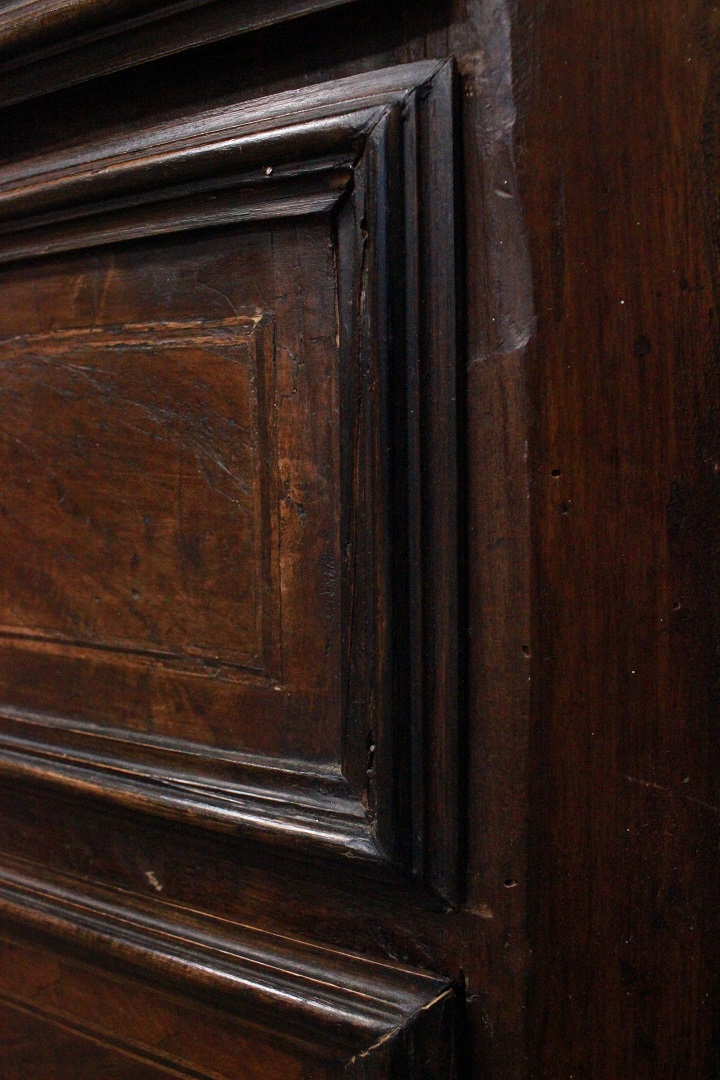 1053_cassettone_mobile_4_quattro_cassetti_XVII_secolo_legno_noce_Lombardia_italiano_Italia_ITA_11