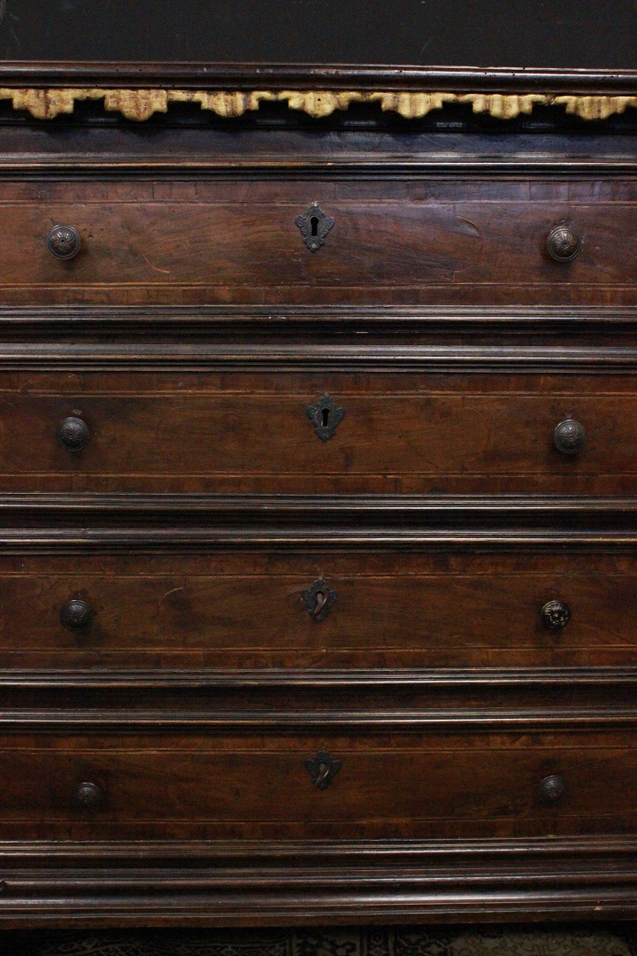 1053_cassettone_mobile_4_quattro_cassetti_XVII_secolo_legno_noce_Lombardia_italiano_Italia_ITA_12