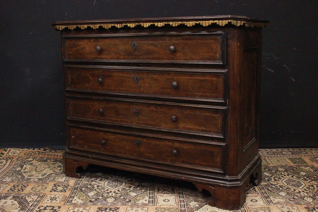 1053_cassettone_mobile_4_quattro_cassetti_XVII_secolo_legno_noce_Lombardia_italiano_Italia_ITA_6