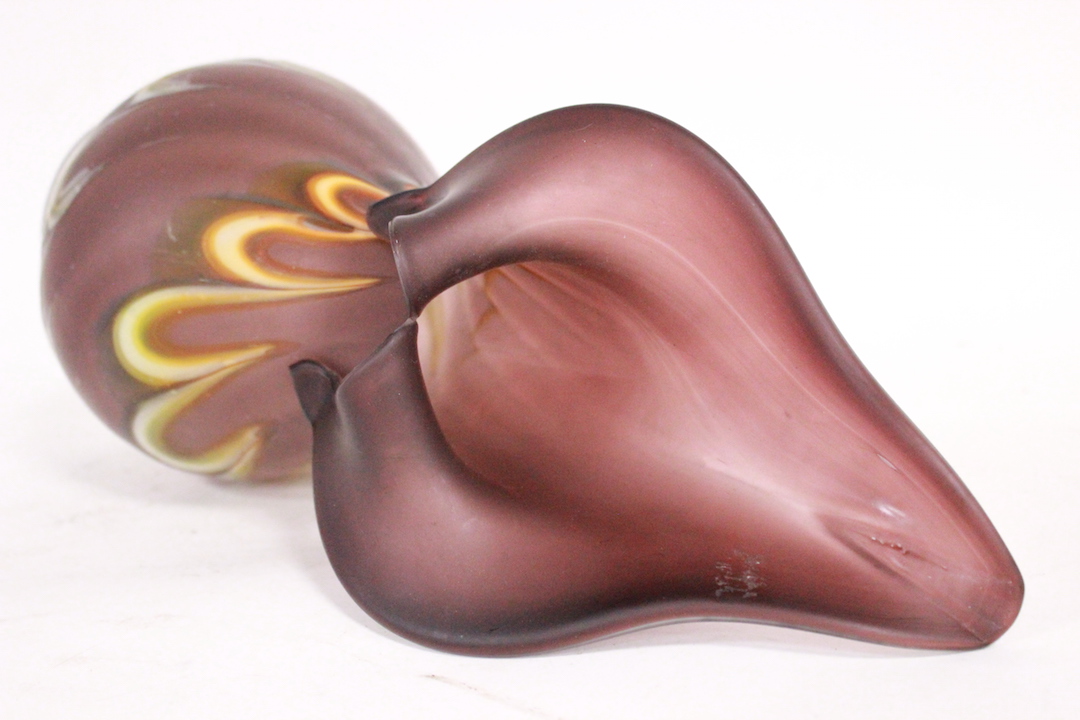1077_vaso_vase_vetro_fucsia_viola_fiore_calla_Italia_Brescia_Roncadelle_11