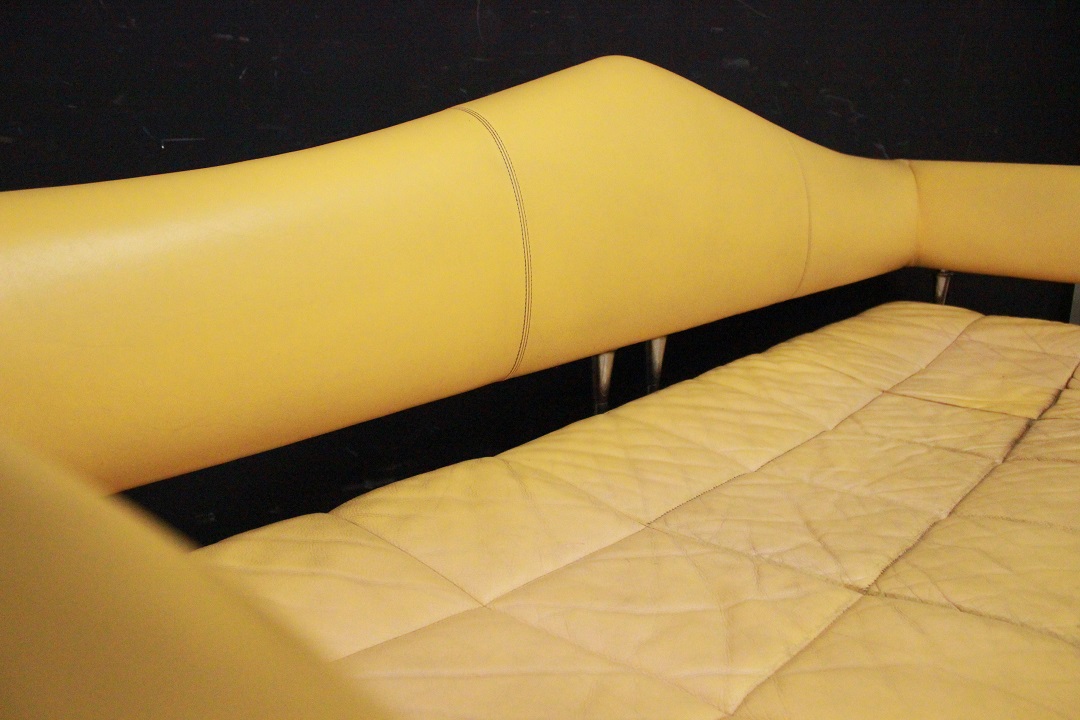148_Divano_Frau_modello_hydra_3_tre_posti_3P_ITA_Italia_giallo_navone_yellow_marchio_5