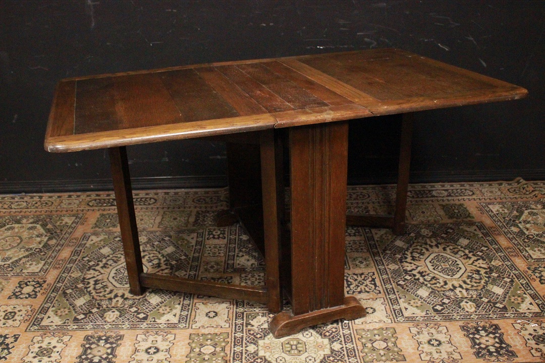 423_tavolo_table_bandelle_legno_ante_pieghevoli_wood_metà_Novecento_Brescia_Roncadelle_inglese_Inghilterra_UK_0