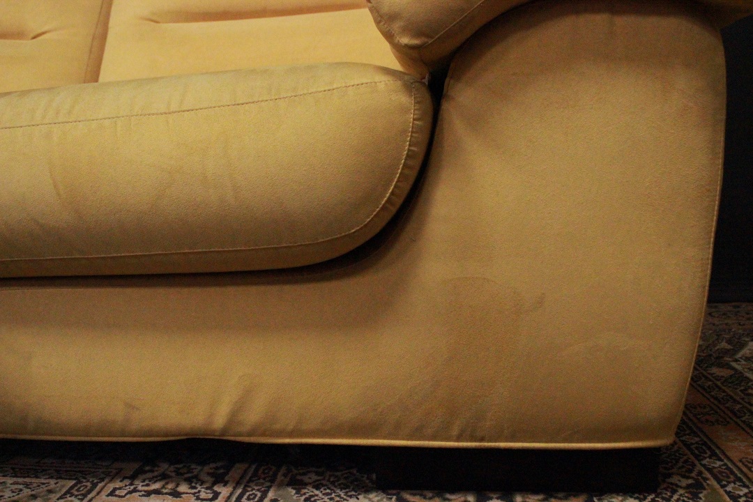 1080_divano_sofa_nuovo_esposizione_tessuto_microfibra_giallo_pouf_mobile_tre_posti_3_italiano_Italia_ITA_8