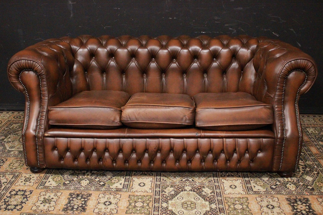939_divano_bergere_sofa_Chesterfield_Chester_original_originale_marrone_rame_brown_english_inglese_leather_3_posti_pelle_UK_Brescia_Roncadelle_3