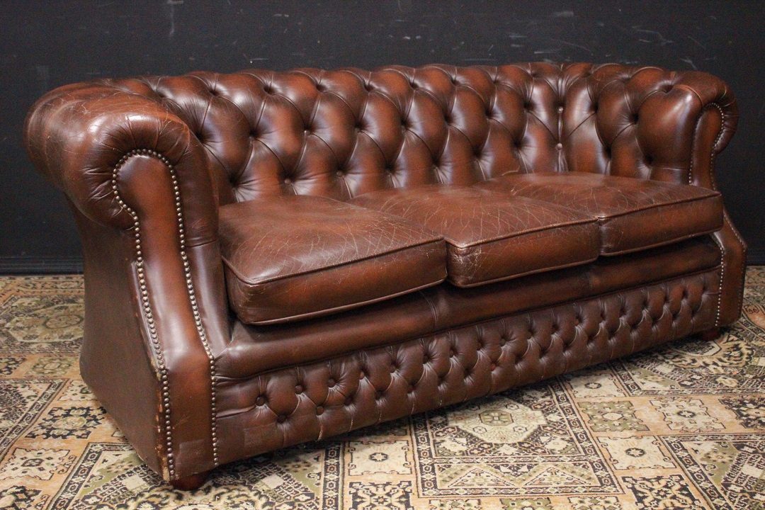 274_Divano_Sofa_Chester_Chesterfield_club_leather_pelle_marrone_chiaro_light_brown_originale_original_english_inglese_UK_0