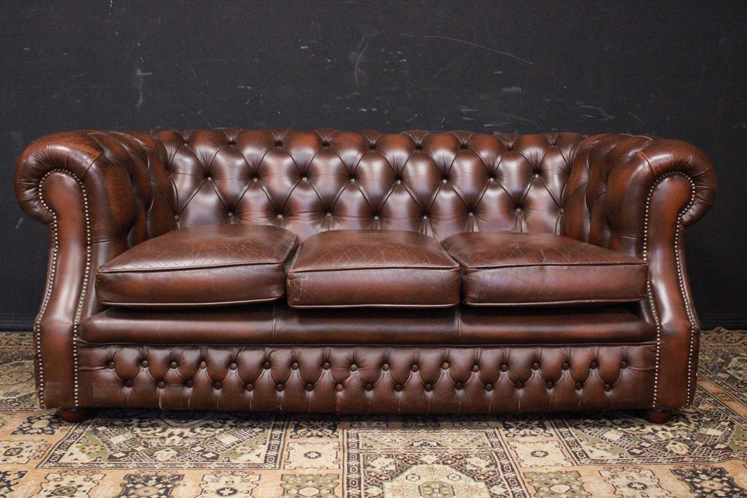 274_Divano_Sofa_Chester_Chesterfield_club_leather_pelle_marrone_chiaro_light_brown_originale_original_english_inglese_UK_3