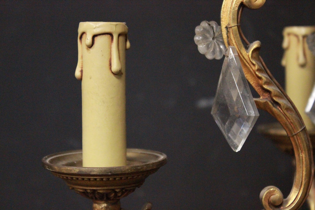 1109_lampadario_4_quattro_luci_luce_vetri_decorativi_seconda_metà_X_secolo_Brescia_Roncadelle_2