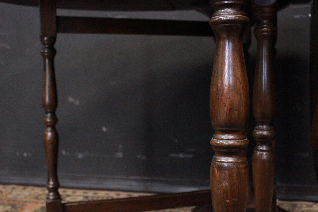 1118_tavolo_table_bandelle_legno_scuro_dark_wood_ovale_periodo_prima_metà_Novecento_1900_Brescia_Roncadelle_inglese_Inghilterra_UK_4