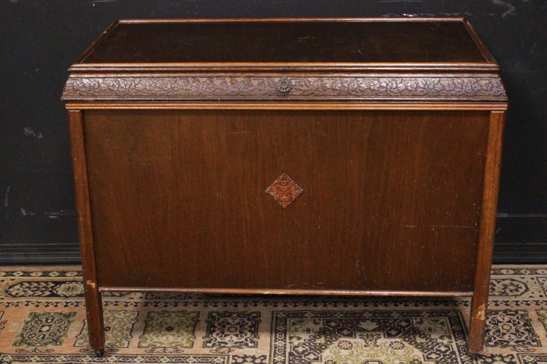 1179_cassettone_baule_legno_leggero_ruote_Brescia_Roncadelle_due_seconda_metà_XX_secolo_Inghilterra_inglese_UK_1