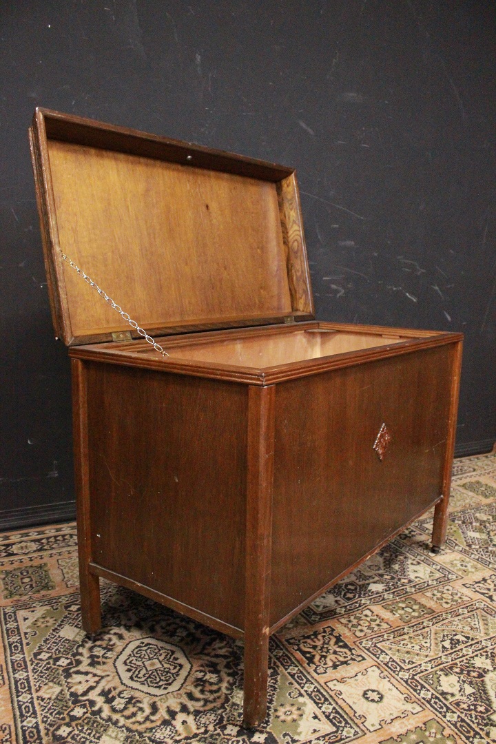 1179_cassettone_baule_legno_leggero_ruote_Brescia_Roncadelle_due_seconda_metà_XX_secolo_Inghilterra_inglese_UK_11