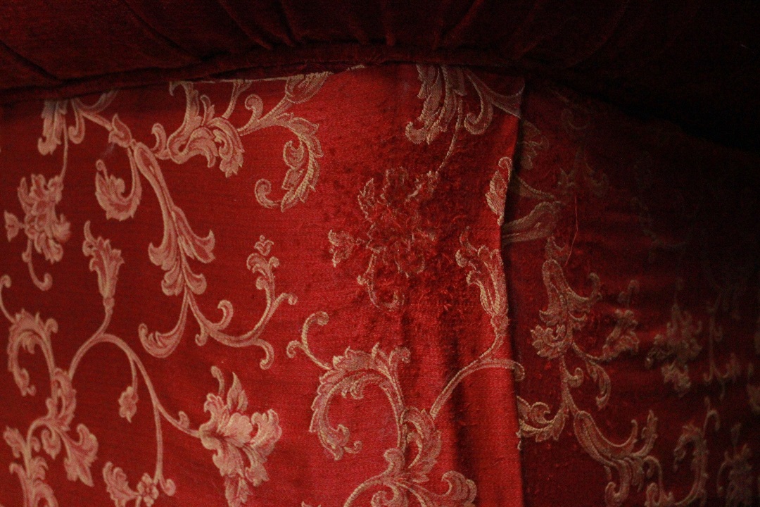 1214_coppia_double_due_poltrona_armchair_club_rosso_red_damascato_tessuto_stoffa_fabric_originali_seconda_metà_XX_secolo_Brescia_Roncadelle_14
