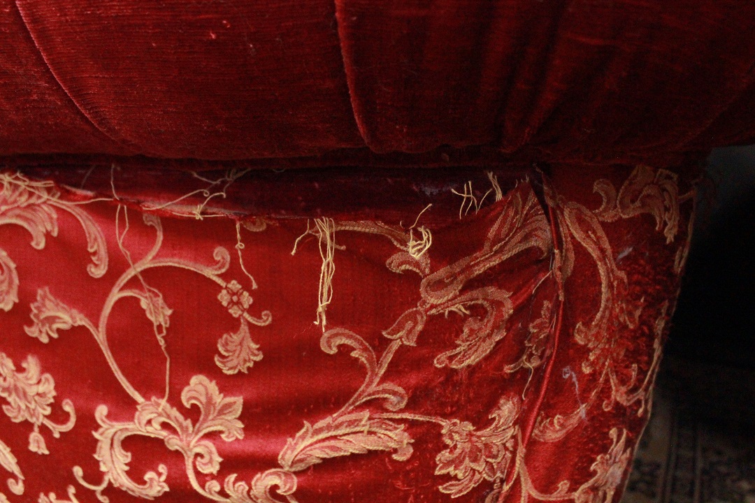 1214_coppia_double_due_poltrona_armchair_club_rosso_red_damascato_tessuto_stoffa_fabric_originali_seconda_metà_XX_secolo_Brescia_Roncadelle_16