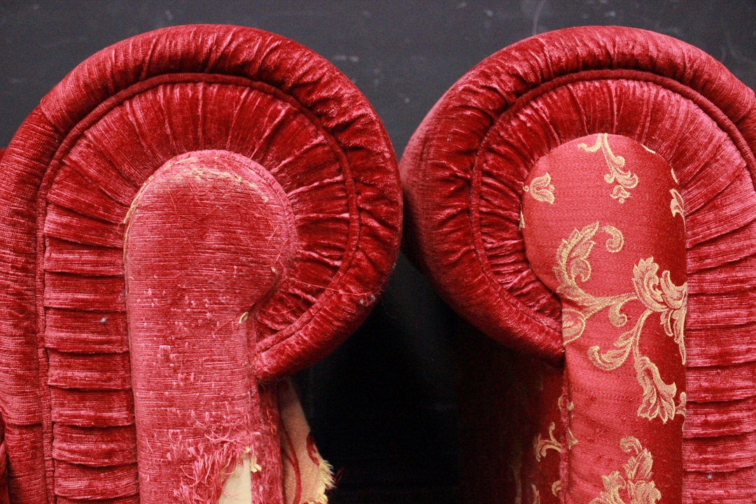 1214_coppia_double_due_poltrona_armchair_club_rosso_red_damascato_tessuto_stoffa_fabric_originali_seconda_metà_XX_secolo_Brescia_Roncadelle_3