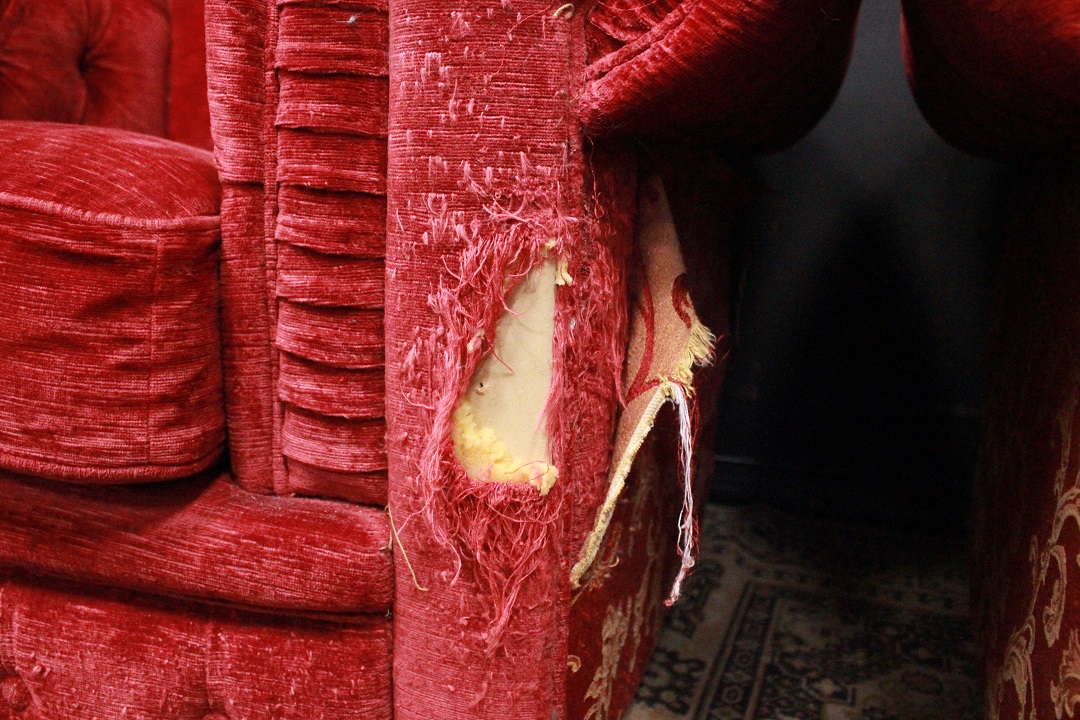 1214_coppia_double_due_poltrona_armchair_club_rosso_red_damascato_tessuto_stoffa_fabric_originali_seconda_metà_XX_secolo_Brescia_Roncadelle_6
